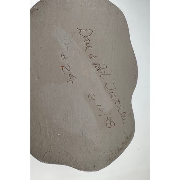 Hand-Carved Santa Figurine by Dave & Pat Justice #24 1998 Folk Art Christmas - Picture 3 of 12